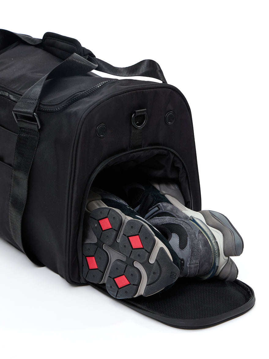 Ultimate Pocket Duffel - Onyx Black