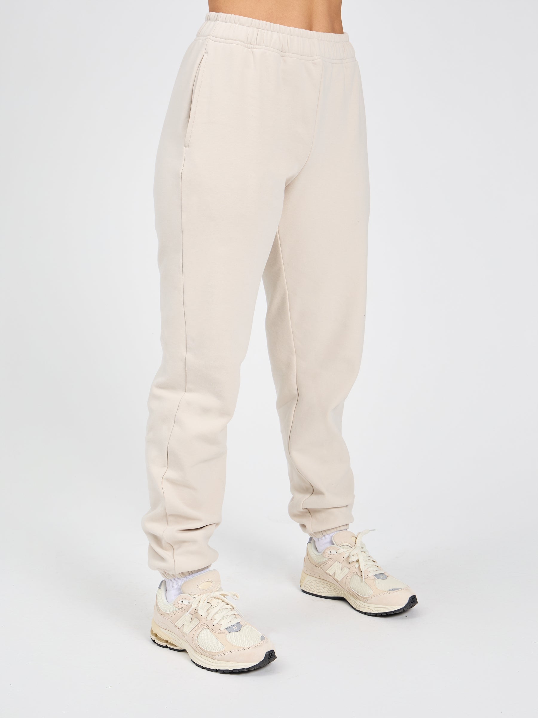 Boyfriend Cloud Jogger - Bone