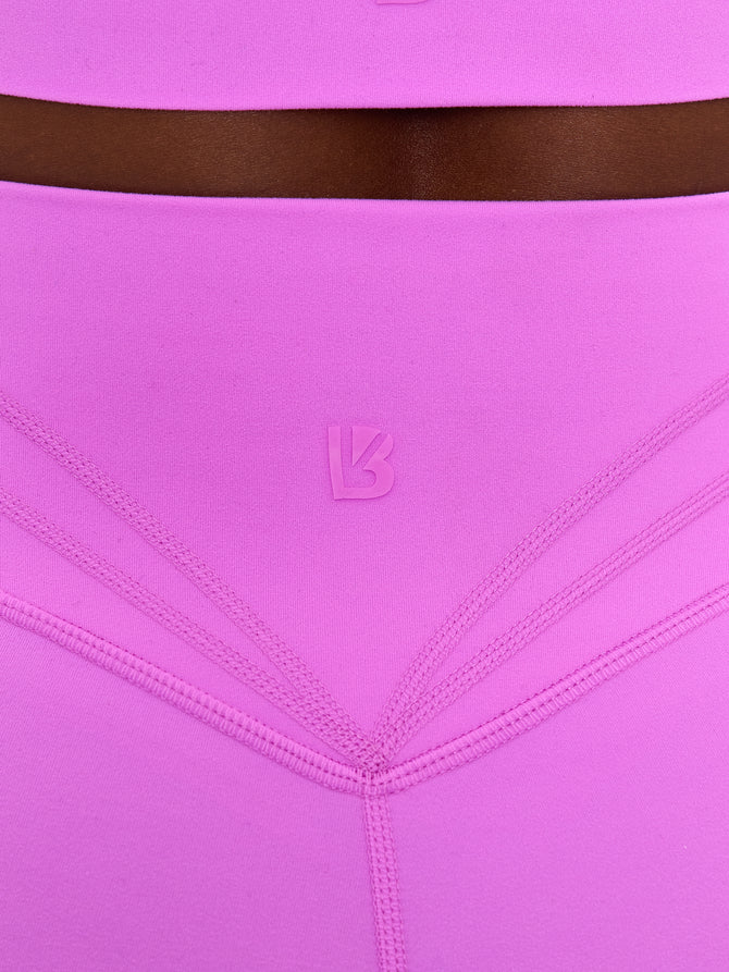 Legacy Short 6