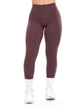 Aggressive Scrunch Legging - Smoked Cherry