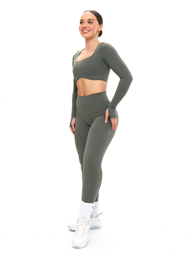 Aggressive Scrunch Legging - Shadow Sage Image 2