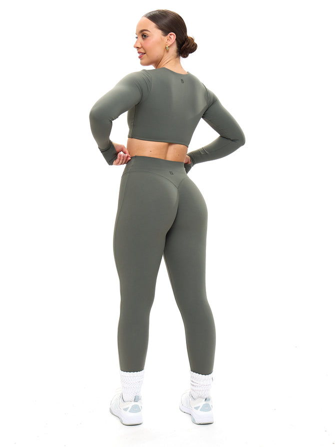 Aggressive Scrunch Legging - Shadow Sage Image 7