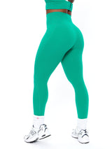 Thumbnail 6 of Legacy Pocket Legging - Lucky Charm, 6 of 7