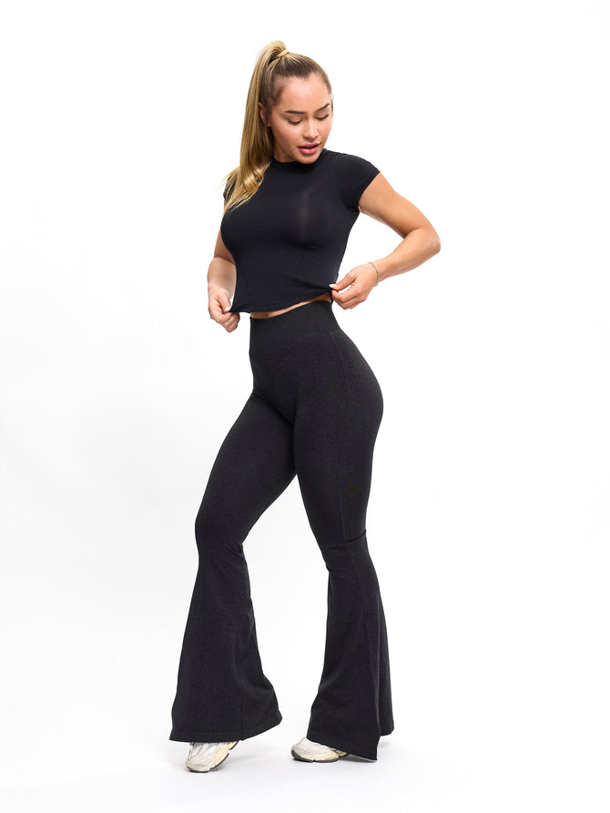 Seamless Flare Legging - Black Image 4