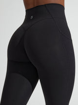 Thumbnail 4 of Contour Pocket Legging - Onyx Black, 4 of 13