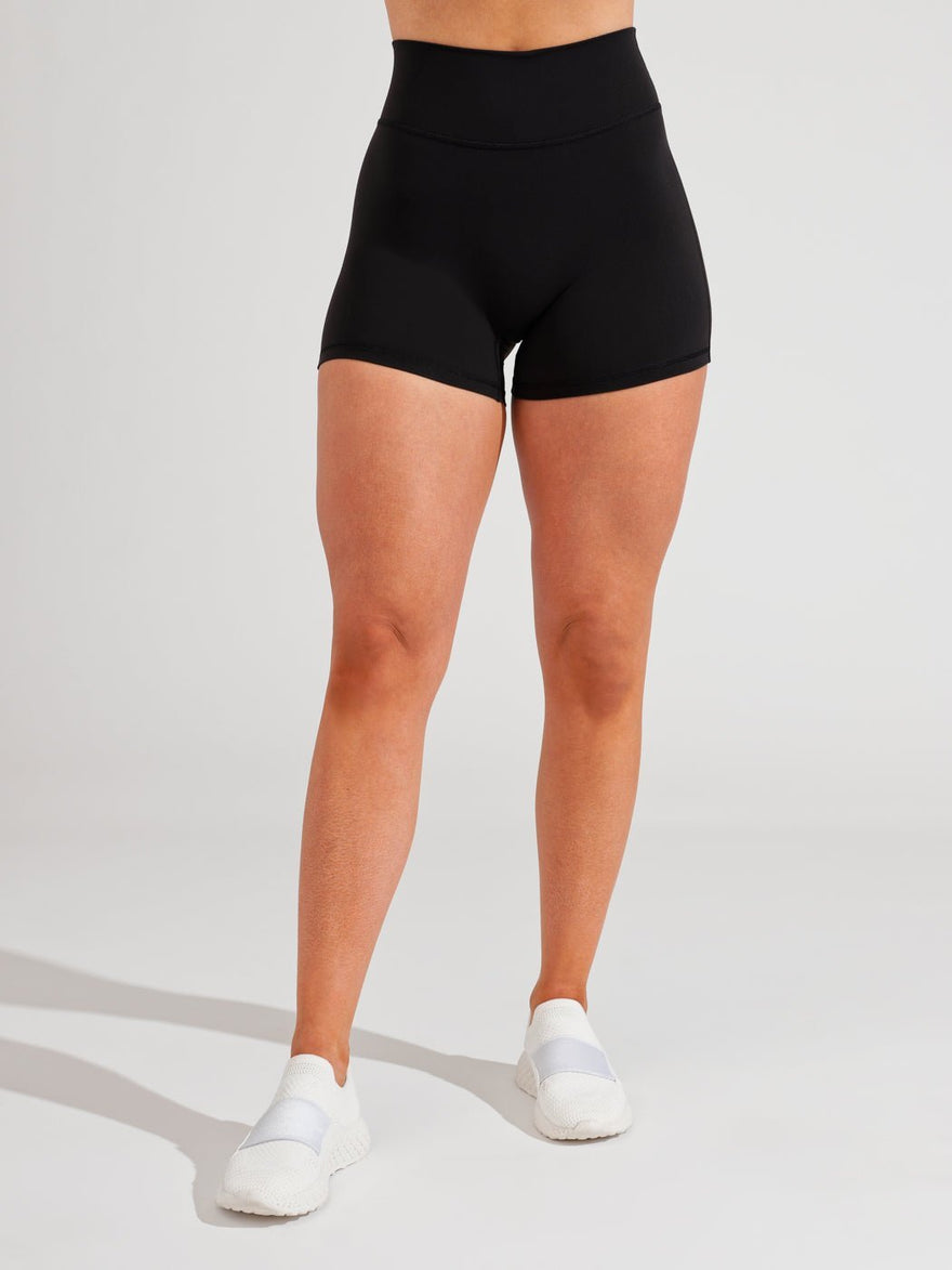 Legacy Short 4" - Onyx Black