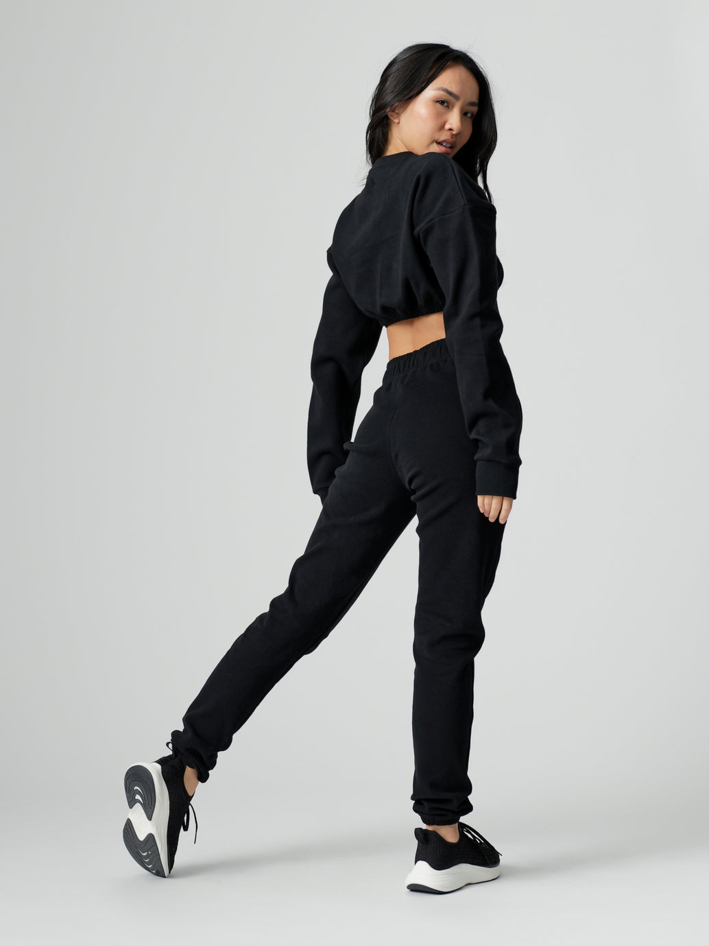 Cloud Long Sleeve Crop - Onyx Black